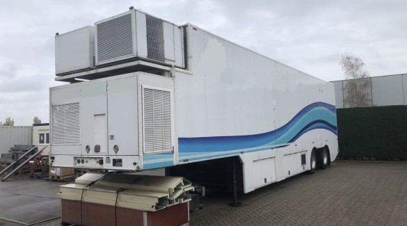  Roadshow Trailers